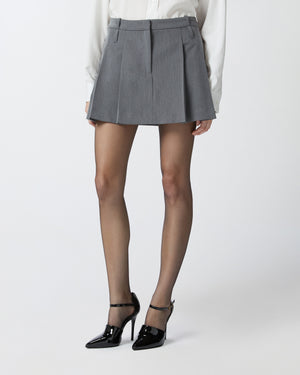 Grey pleated mini skirt with pockets