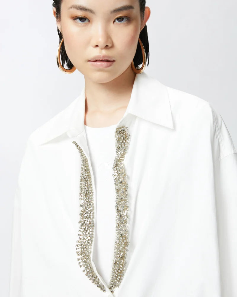 White cotton shirt with v neck embroidery