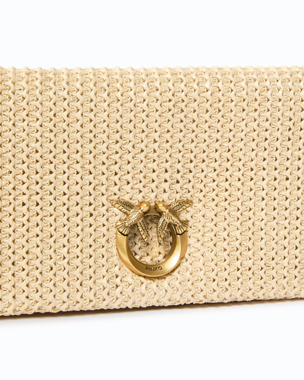 Beige raffia horizontal clutch shoulder bag