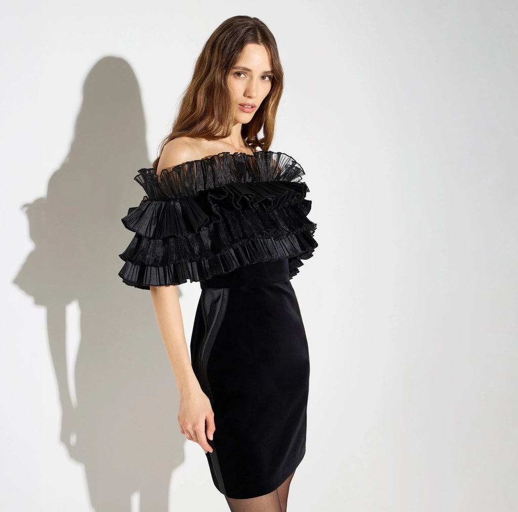 Black off shoulder velvet short dress