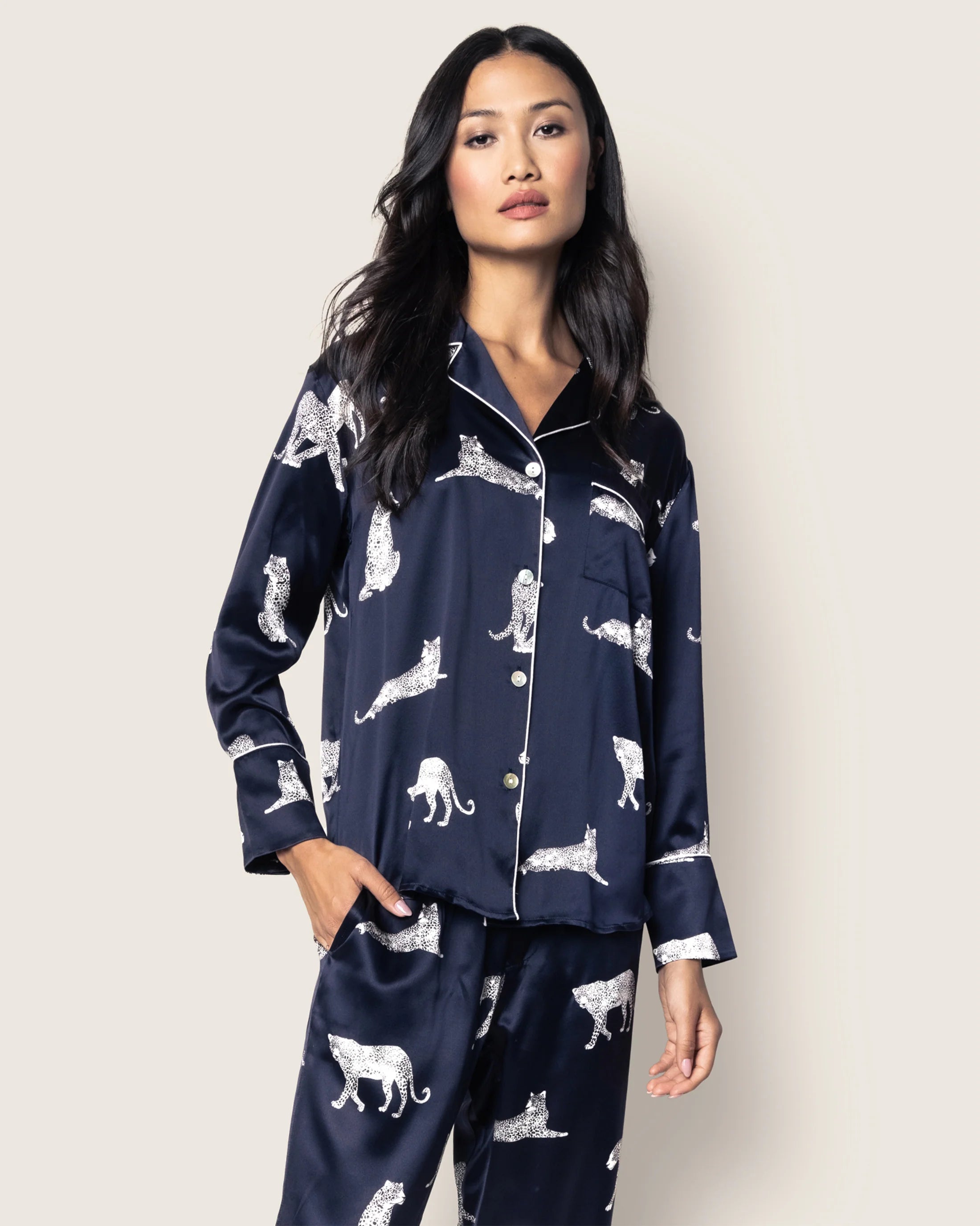 Navy silk long pajama set in Panthere de Nuit