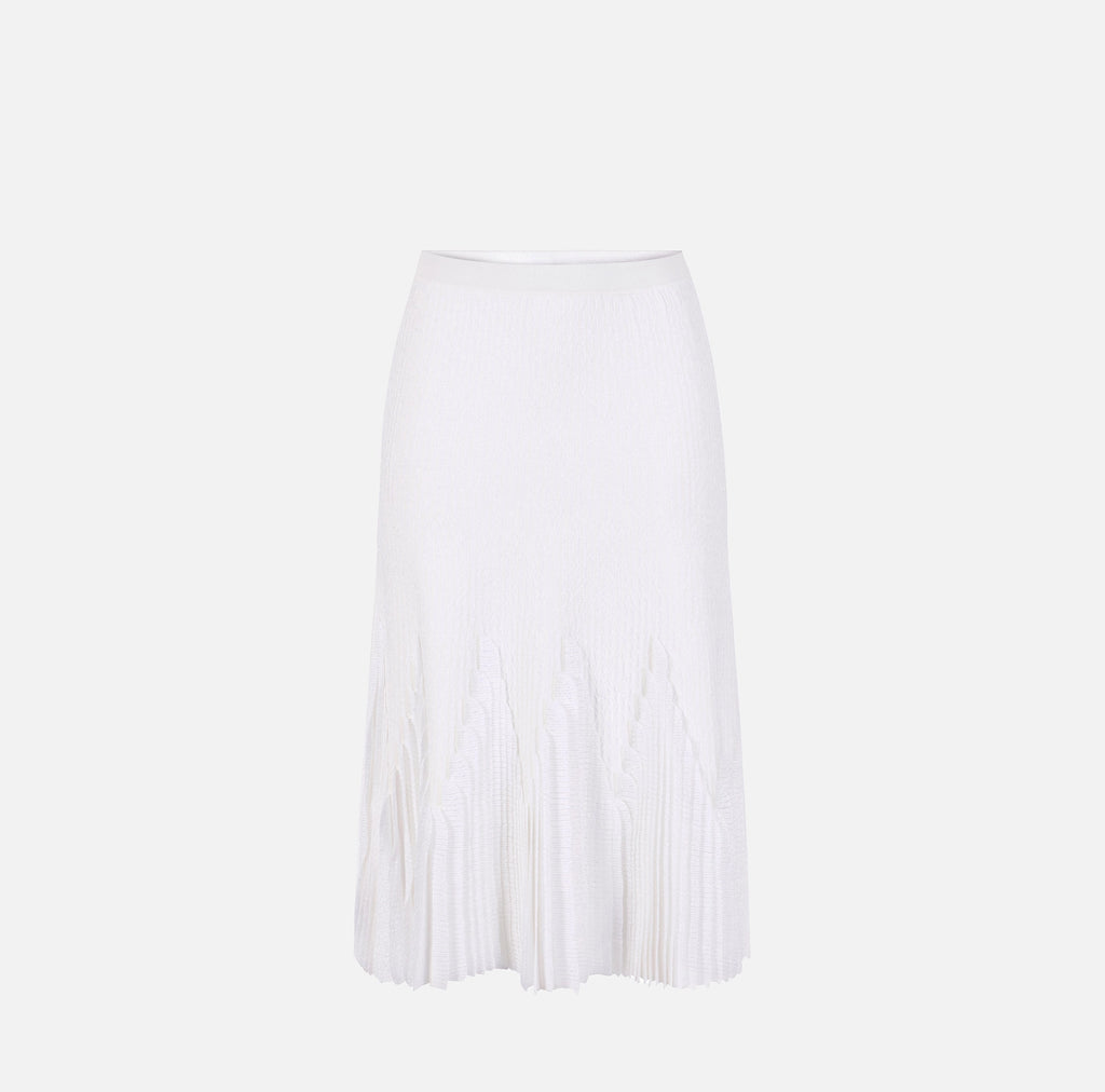 White midi knit skirt with 3D ribbed details