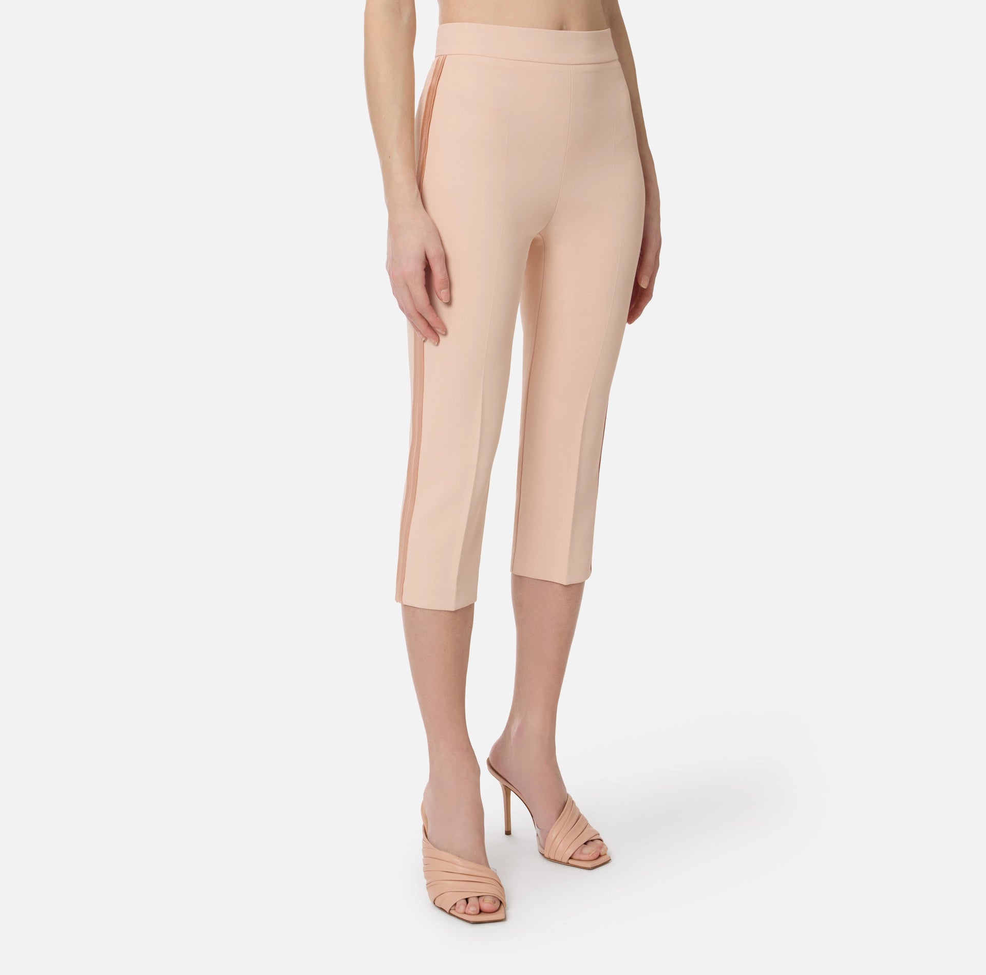 Nude capri slim pants