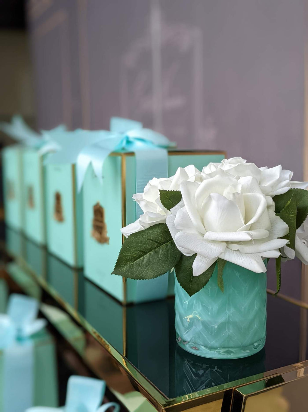 Tiffany blue herringbone white roses diffuser