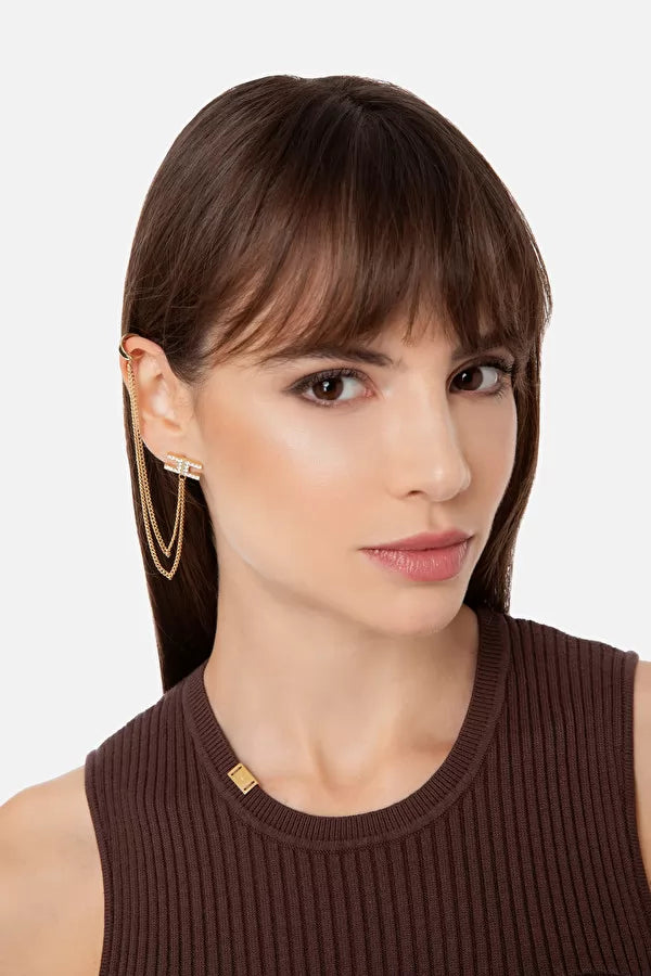 Gold stud earring with butterfly