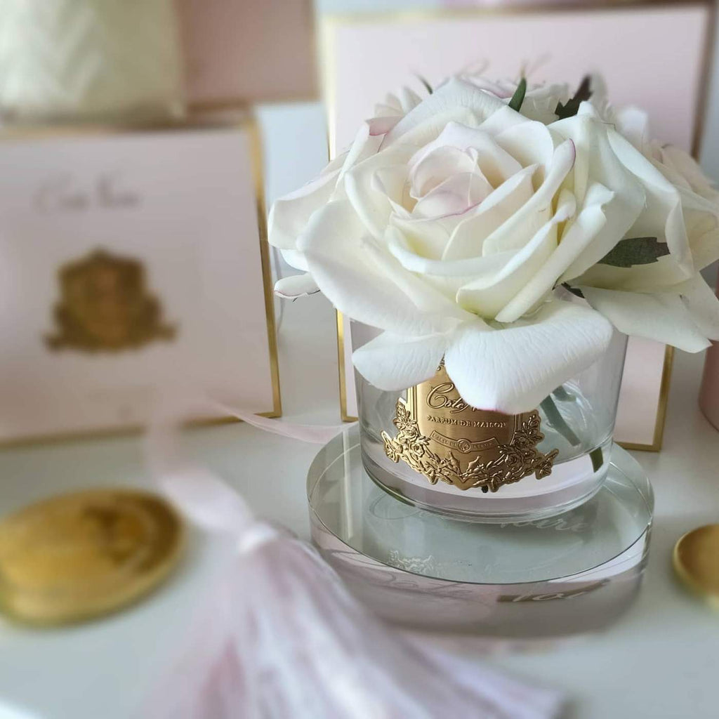 Pink blush five roses diffuser in a pink box and gold badge